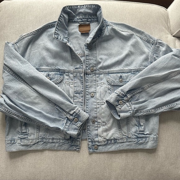 AE American Eagle Women's Cropped Denim Jacket - Picture 4 of 4